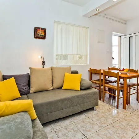 Tatjana Dominis Apartment *